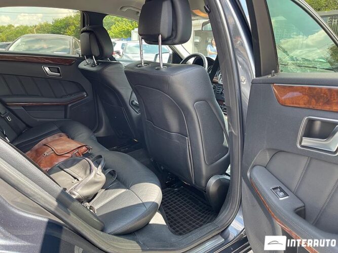 Mercedes E 250 38 interauto-car