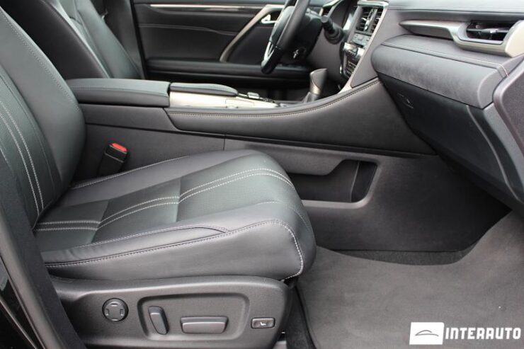 Lexus RX 450h 44 interauto-car