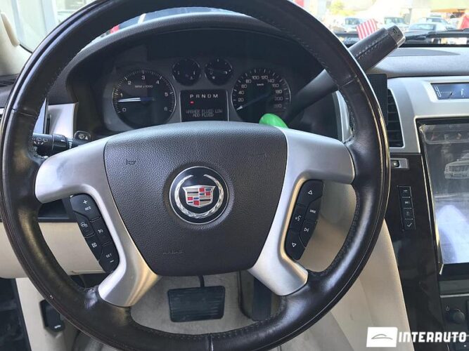 Cadillac Escalade 44 interauto-car