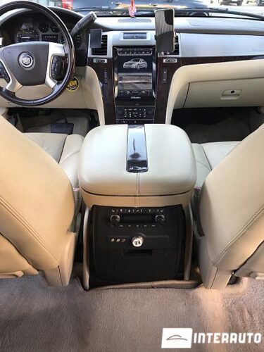 Cadillac Escalade 57 interauto-car