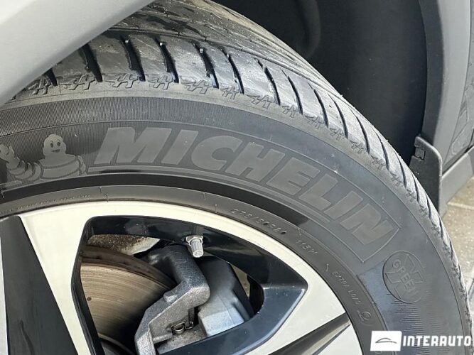 Mercedes GLE 300d 42 interauto-car