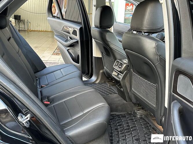 Mercedes GLE 300d 61 interauto-car