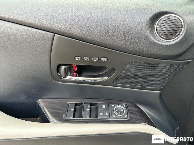 Lexus RX 450h 59 interauto-car