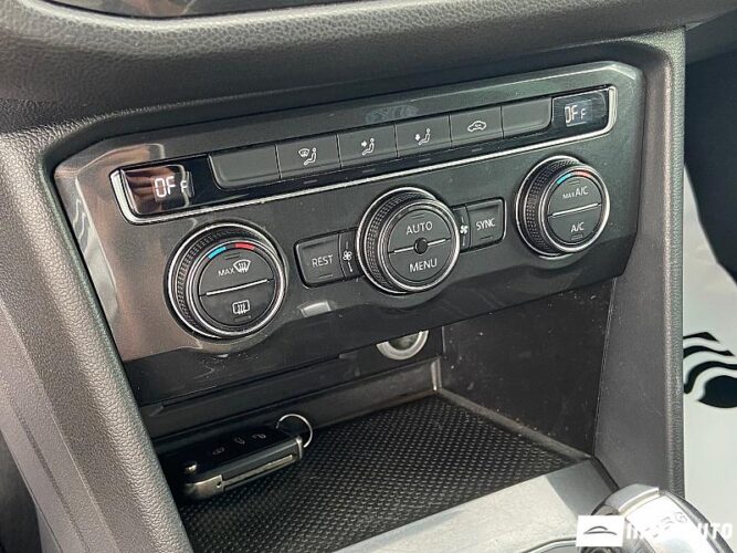 Volkswagen Tiguan 40 interauto-car