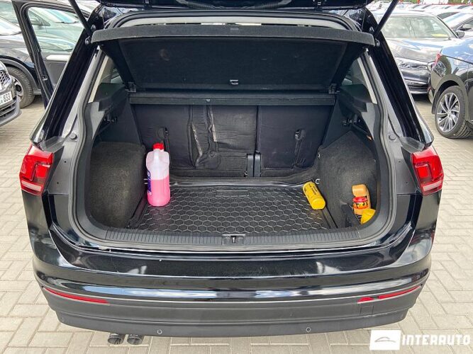 Volkswagen Tiguan 32 interauto-car
