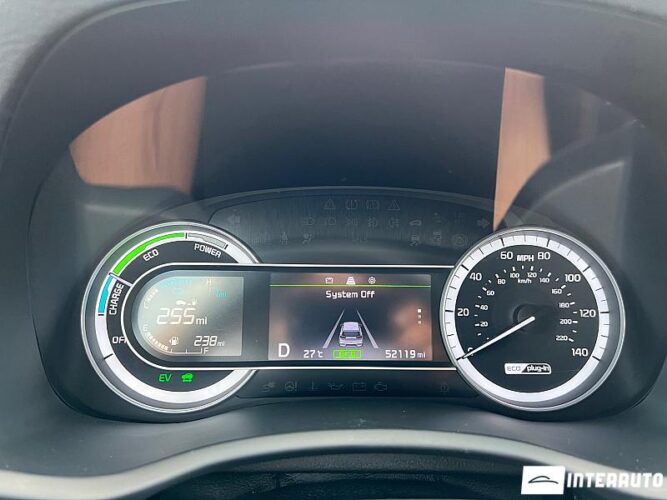 Kia Niro 40 interauto-car