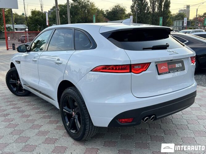 Jaguar F-Pace 31 interauto-car