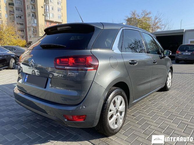 Citroen C4 Picasso 29 interauto-car