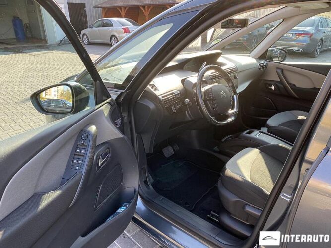 Citroen C4 Picasso 31 interauto-car