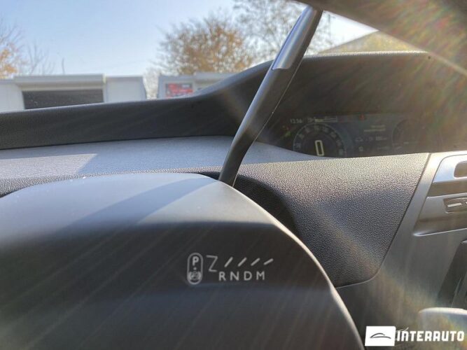 Citroen C4 Picasso 33 interauto-car