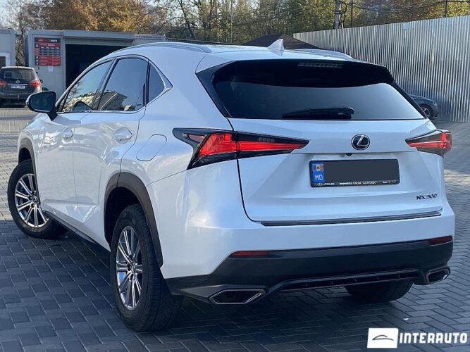 Lexus NX 300 33 interauto-car