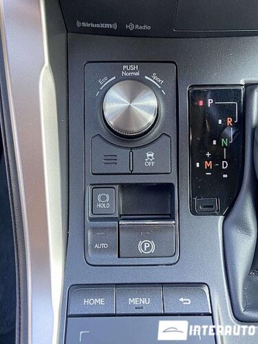 Lexus NX 300 43 interauto-car