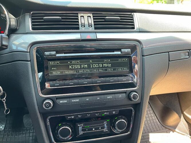 Skoda Superb 35 interauto-car