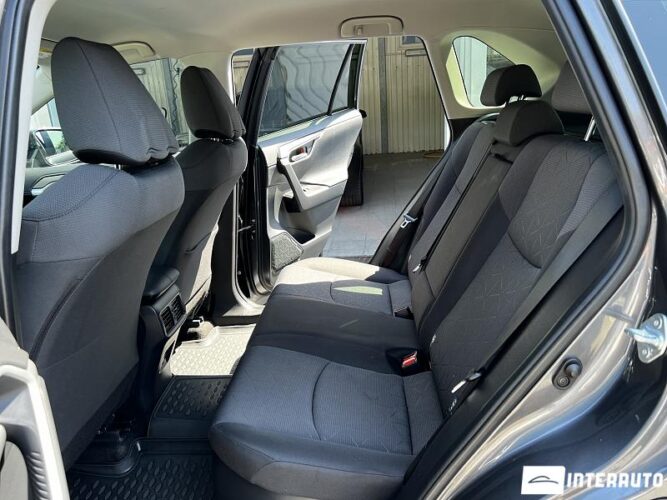 Toyota Rav-4 47 interauto-car