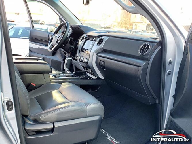 Toyota Tundra 32 interauto-car