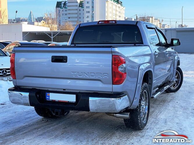 Toyota Tundra 31 interauto-car