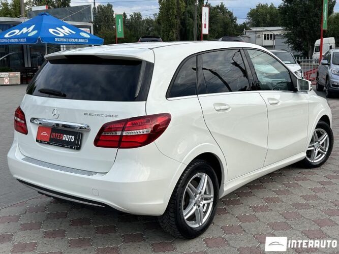 Mercedes B 250E 30 interauto-car