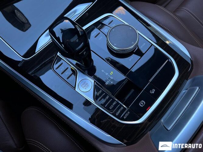 BMW X5 4.0i 47 interauto-car