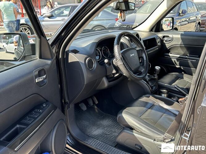 Jeep Patriot 28 interauto-car