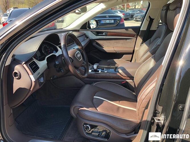 Audi A8 44 interauto-car