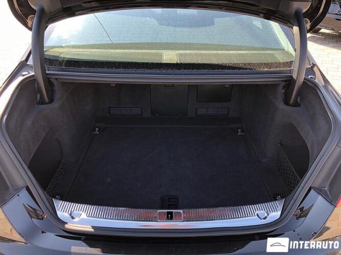 Audi A8 48 interauto-car