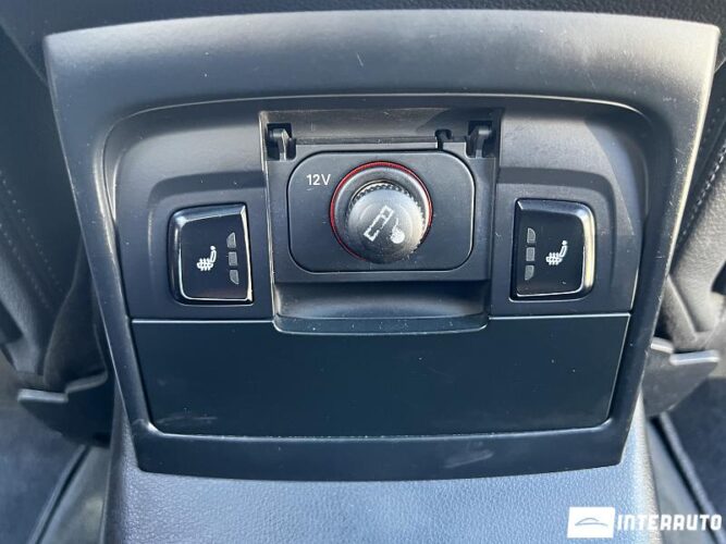 Audi Q5 56 interauto-car