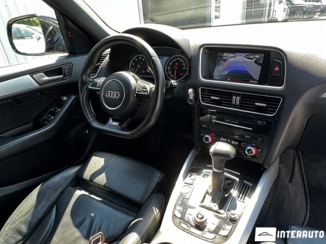 Audi Q5 44 interauto-car