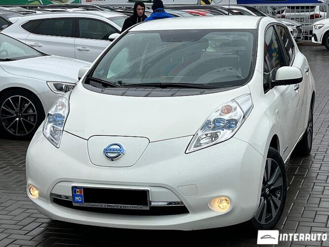 Nissan Leaf 35 interauto-car