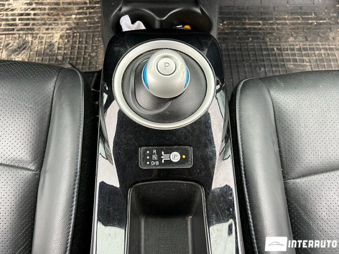 Nissan Leaf 45 interauto-car