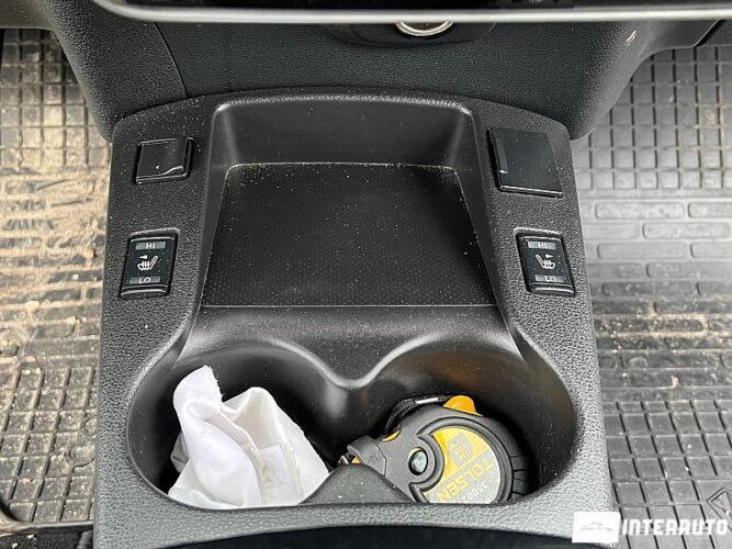 Nissan Leaf 47 interauto-car