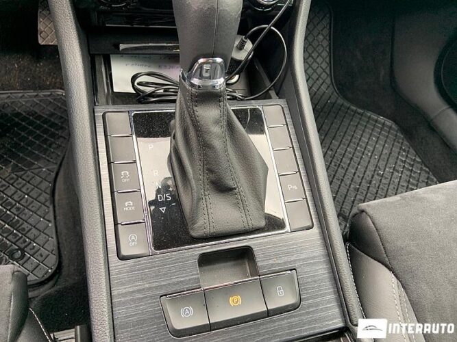 Skoda Superb 47 interauto-car