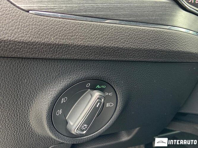 Skoda Superb 39 interauto-car