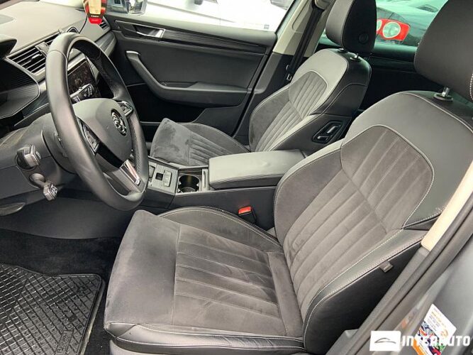 Skoda Superb 40 interauto-car