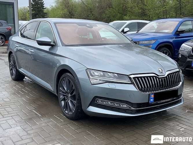 Skoda Superb 34 interauto-car