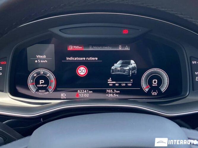 Audi Q7 35 interauto-car