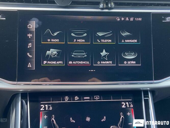 Audi Q7 36 interauto-car