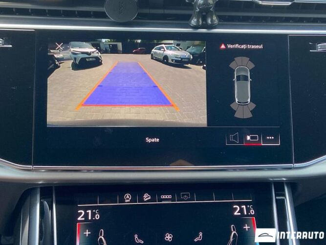 Audi Q7 38 interauto-car