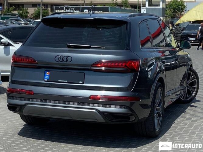 Audi Q7 30 interauto-car