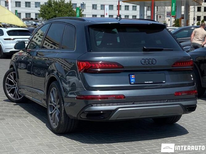 Audi Q7 31 interauto-car