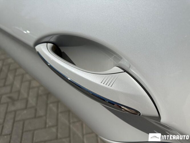 BMW 528 42 interauto-car