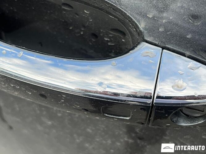 Audi Q5 46 interauto-car