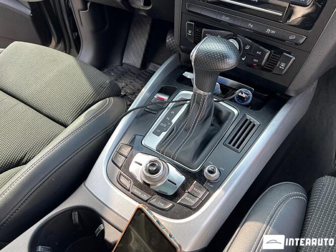 Audi Q5 38 interauto-car