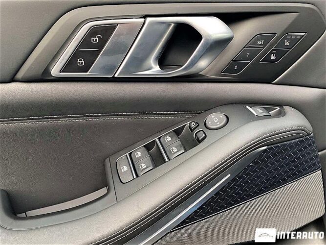 BMW X5 3.0D 51 interauto-car