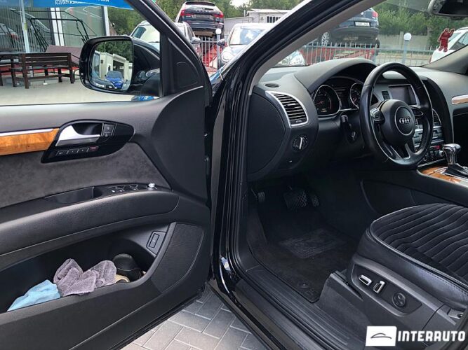 Audi Q7 34 interauto-car