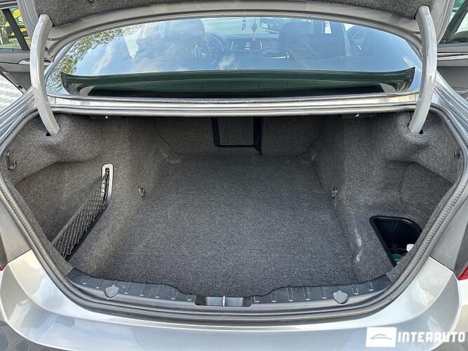 BMW 520 48 interauto-car