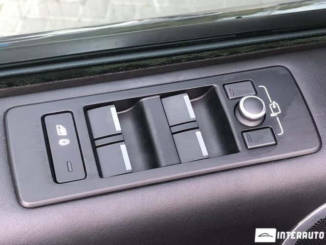 Land Rover Discovery 67 interauto-car