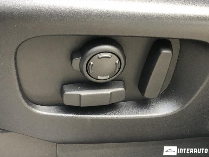 Land Rover Discovery 60 interauto-car