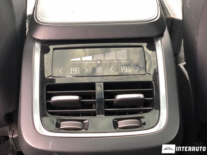 Volvo XC 90 47 interauto-car