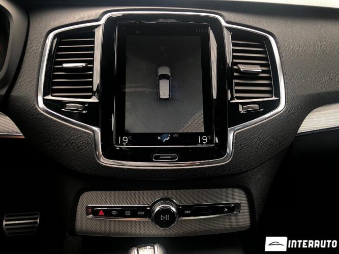 Volvo XC 90 44 interauto-car