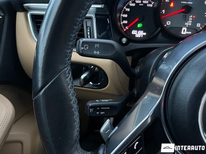 Porsche Macan S 50 interauto-car